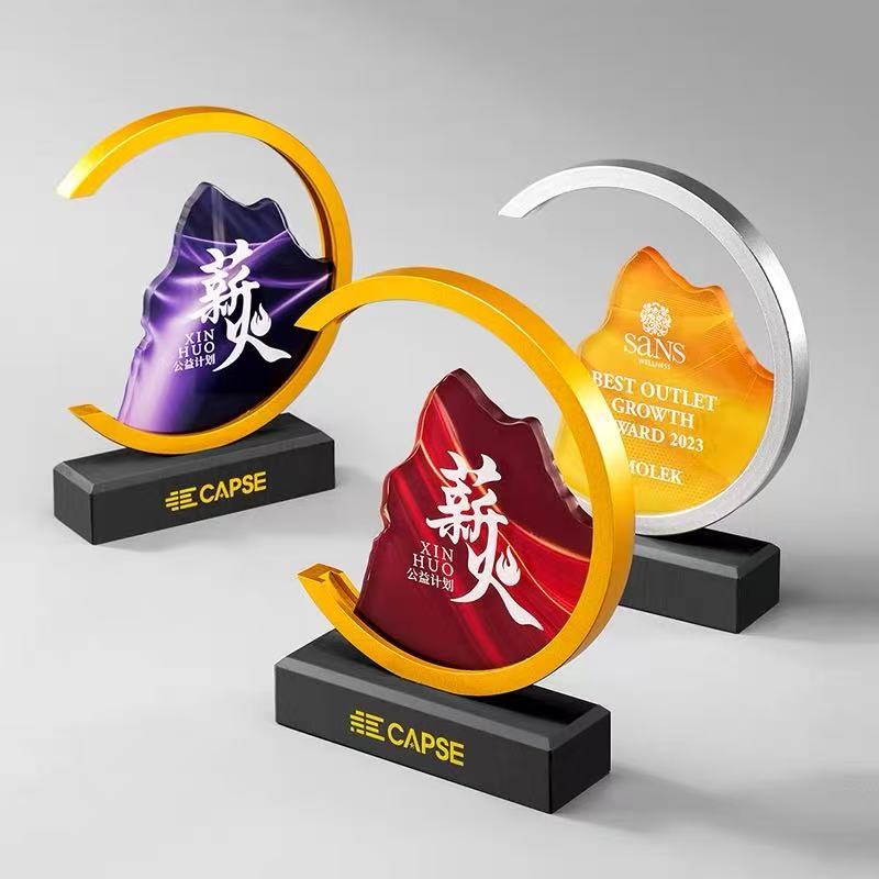 C- formas trofeja
