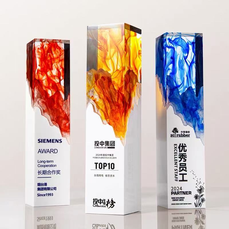 Tintes traipu LColumn Trophy